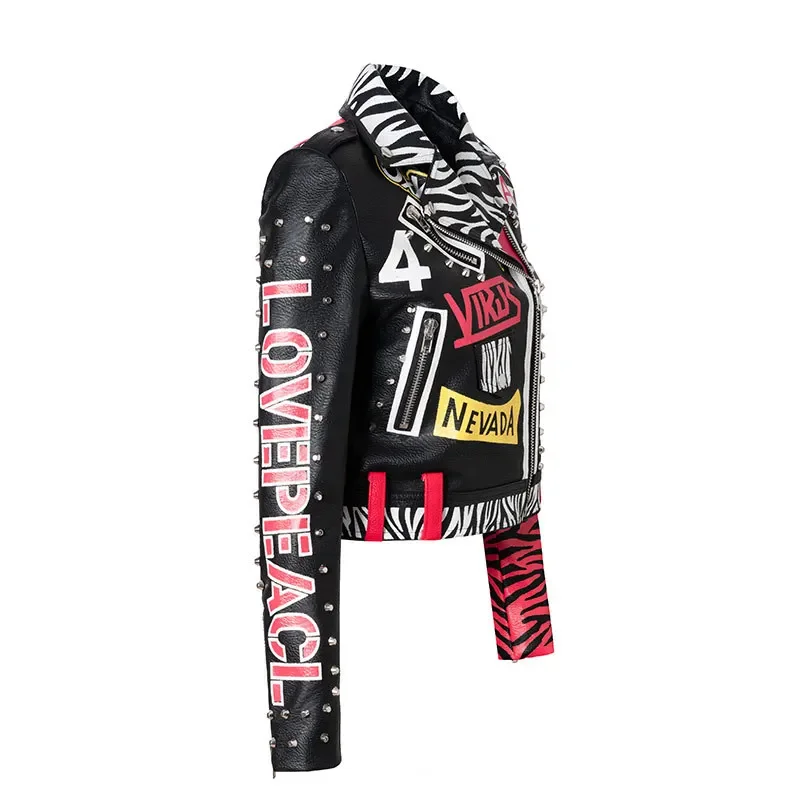 Streetwear leren jas met contrasterende graffitiprint voor dames 2025, nieuwe slim-fit korte punk metalen klinknagel motorjassen