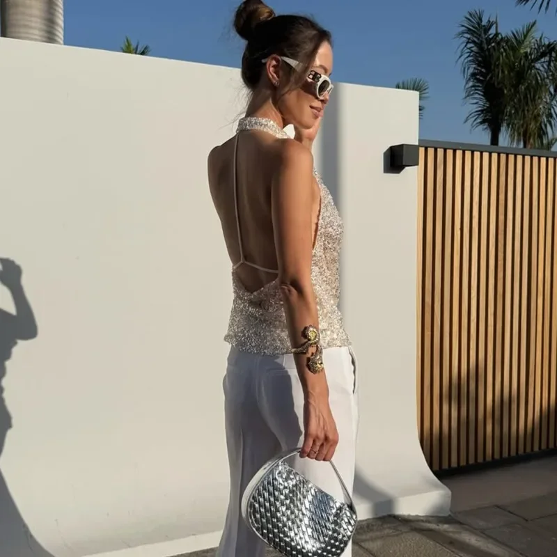 قميص قصير أنيق مزين بالترتر اللامع مثير للفتيات مثير بدون أكمام وظهر مكشوف ورقبة رسن علوية فاخرة للحفلات Y2k ملابس علوية للسيدات