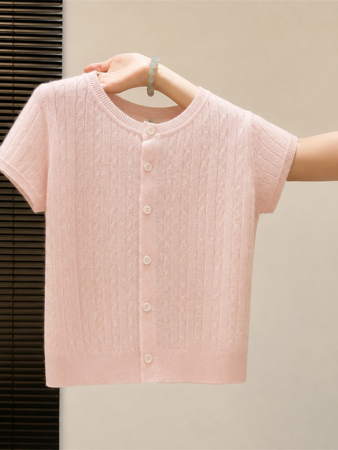 Summer Ice Silk Knitted round Neck Women's Top Casual Commute Style Single Button Design Poem Art Silk Fashion