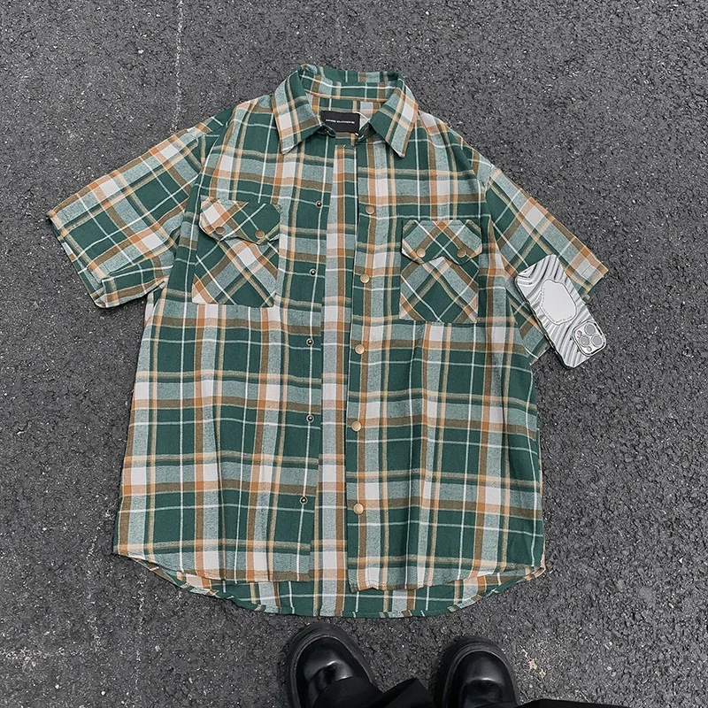 

2024 Summer Men's Short sleeved Shirt Striped Plaid Workwear Large Pocket Buckle Split Sleeve Shirt