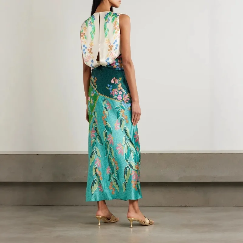 Elegantes Y2K ärmelloses O-Ausschnitt Blumendruck figurbetontes Urlaubs-langes Kleid Sommer Damen Satin Twist Taille Bohemian-Kleid