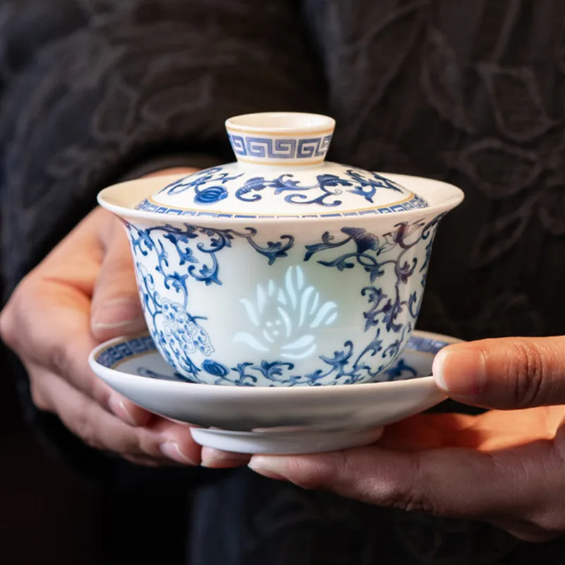 140ml Chinese Blue and White Porcelain Gaiwan Handmade Ceramic Tea Tureen Teacup Household Tea Bowl Travel Portable Teaware