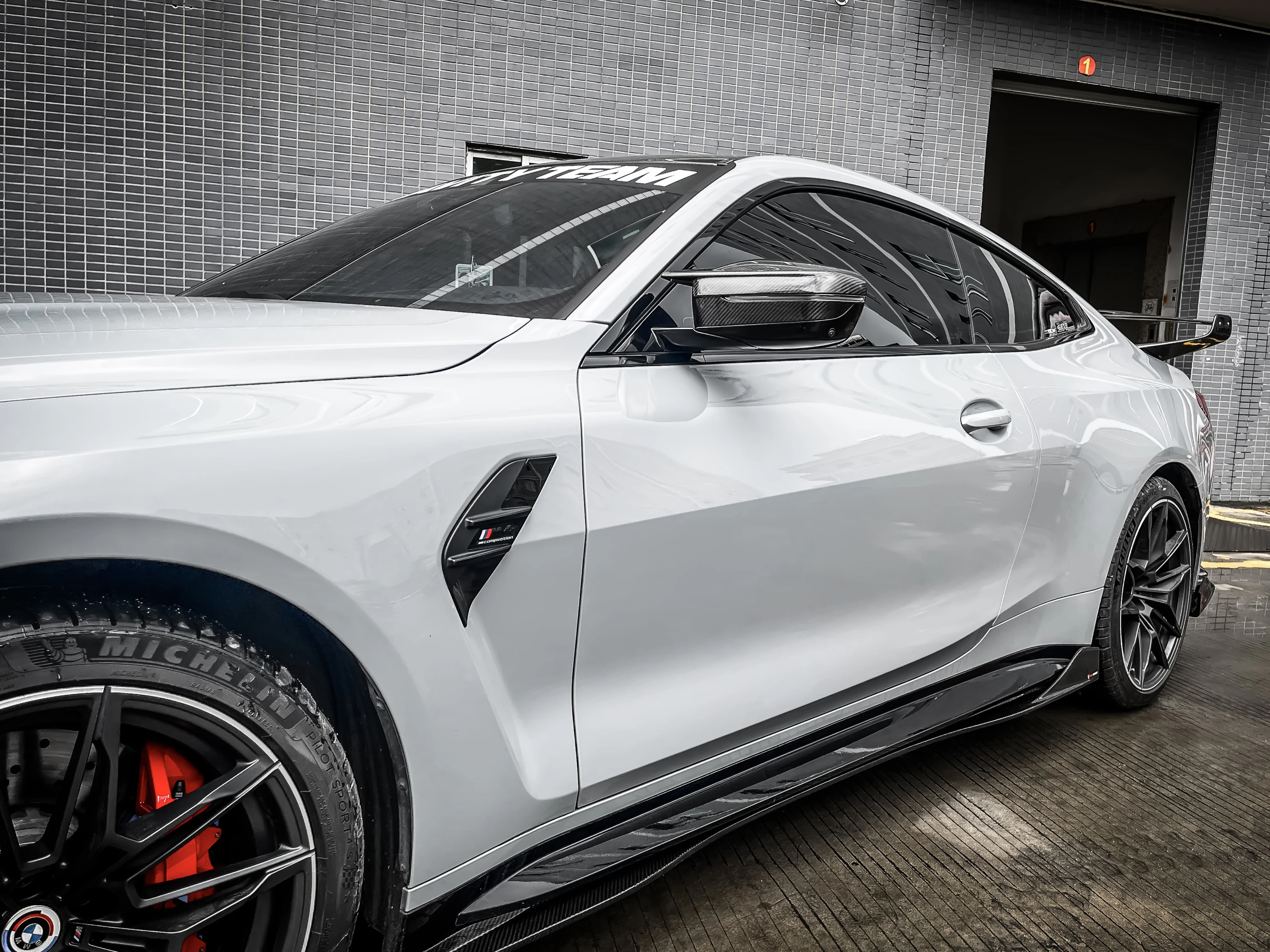 TAKD Style un ricambio per minigonne laterali in fibra di carbonio a secco di alta qualità |   Misura di precisione per bmw M3 G80 M4 G82