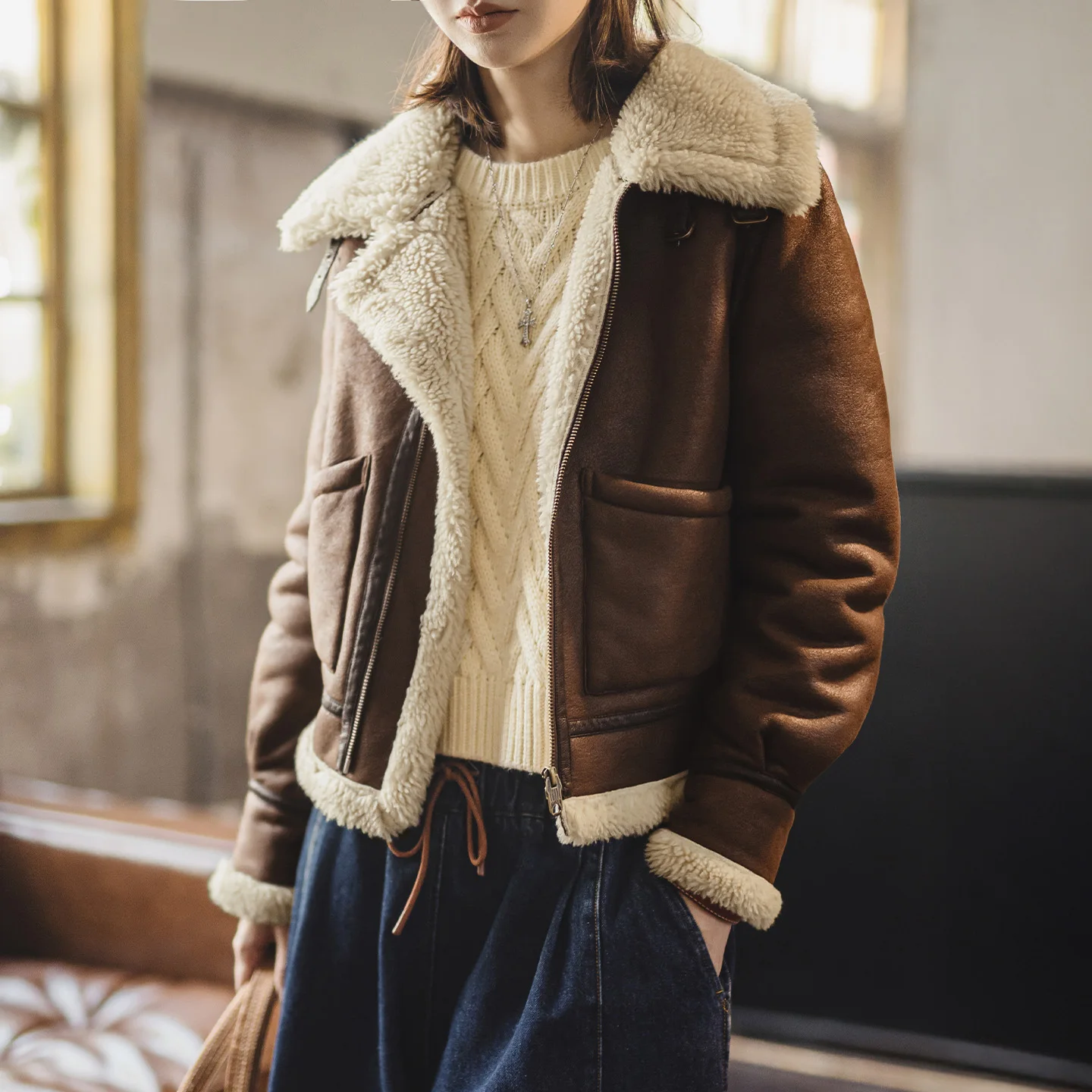 Maden Women's Suede Shearling-Lined Short Padded Jacket Stand Collar Thick Warm Bomber Coat for Autumn Winter