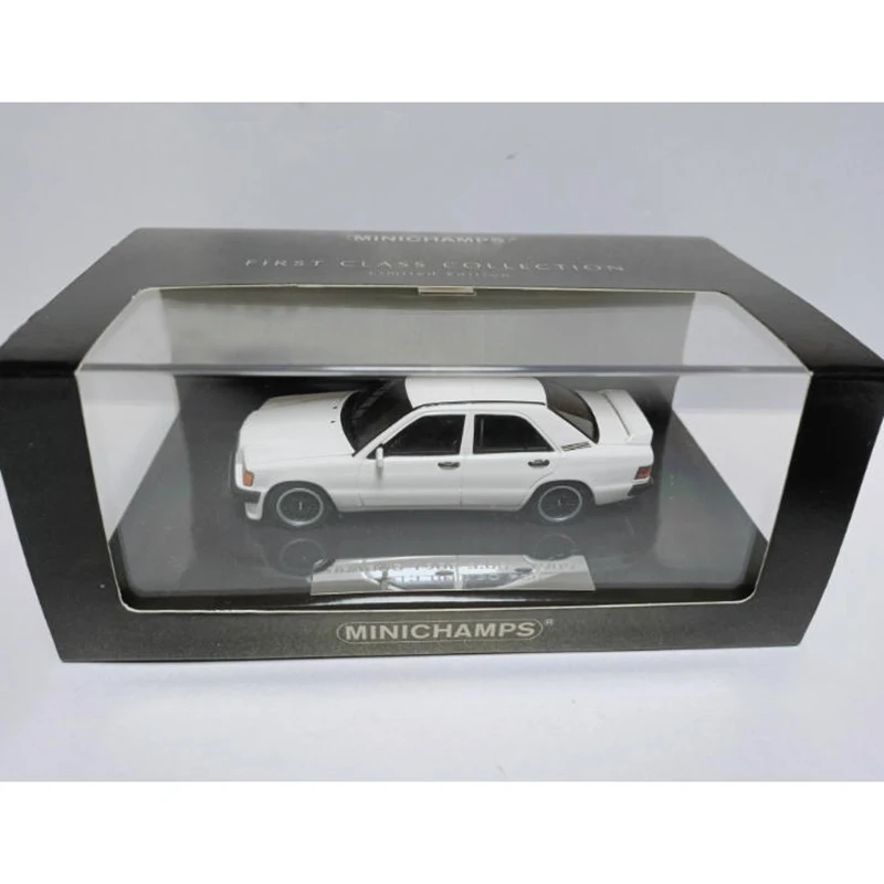 

Minichamps 1/43 модифицированные 190E 3.6S 1989 белая смола имитация модели автомобиля статическая коллекция украшенные праздничные подарки игрушки