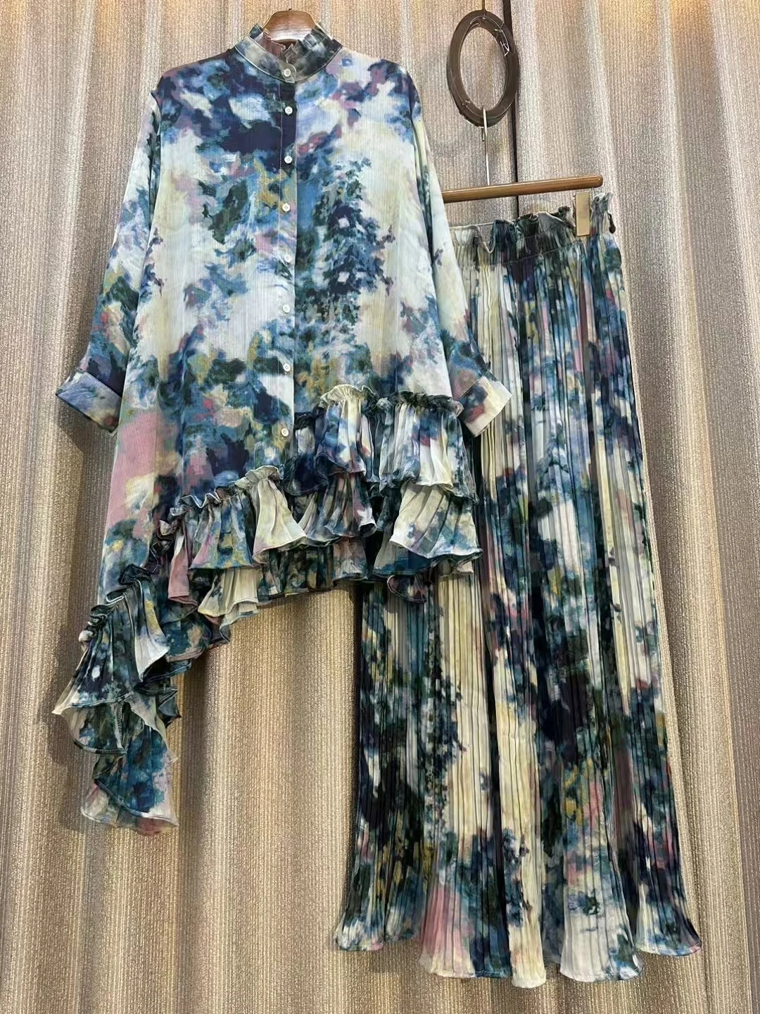 

Новый женский принт на осень-зиму, элегантные нерегулярные широкие брюки в стиле ретро, модный топ, женский повседневный комплект из двух предметов с длинными рукавами