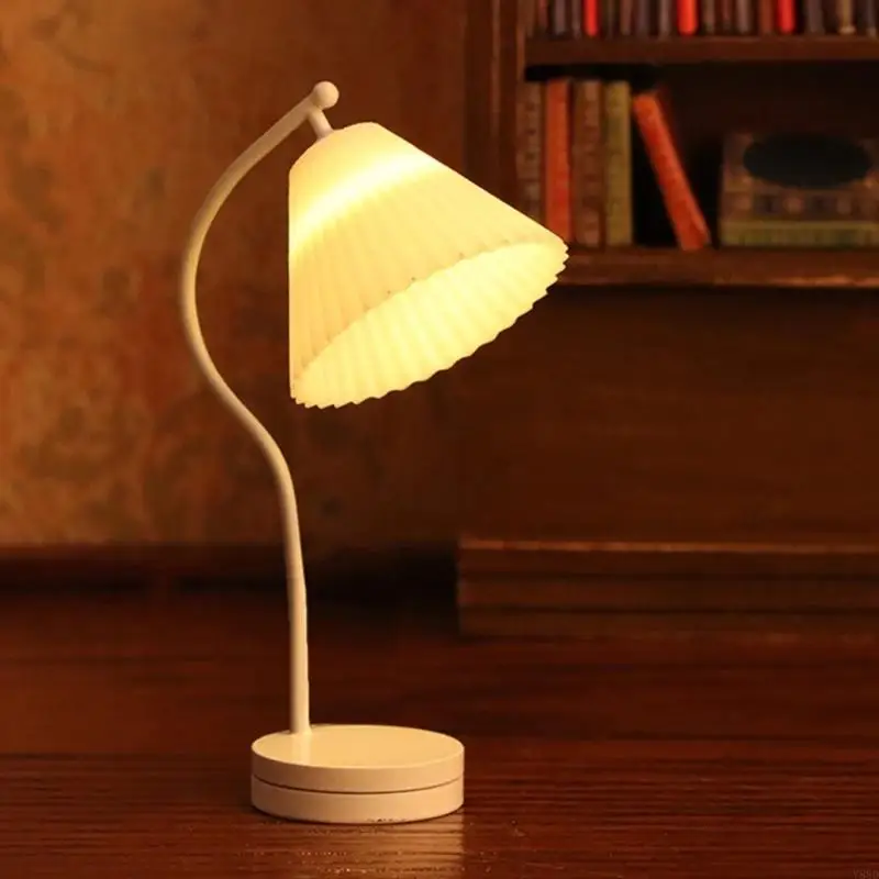 Y88D Realistic White Lamp Model for Dollhouses Bedroom Table Light Photo Props