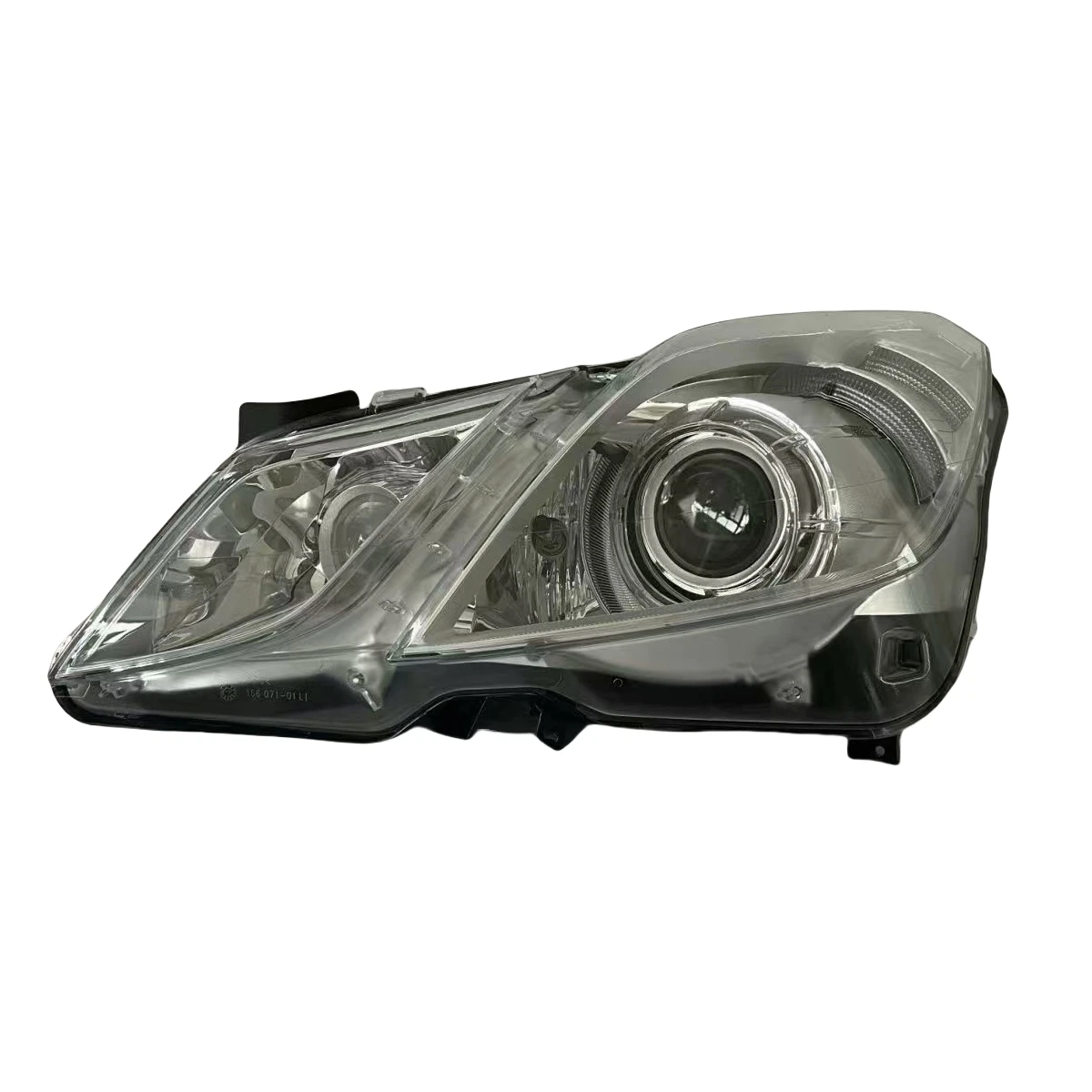 

For Mercedes-Benz W207 E200 E250 E300 E350 E400 original quality headlight A2078200539/A2078200639