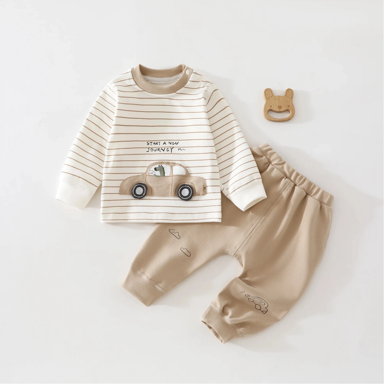 Baby Boy Striped Car-Themed Two-Piece Set, Class a Infant and Toddler Soft Skin-Friendly Home and Outdoor Wear, Spring and Autumn, Two Pieces