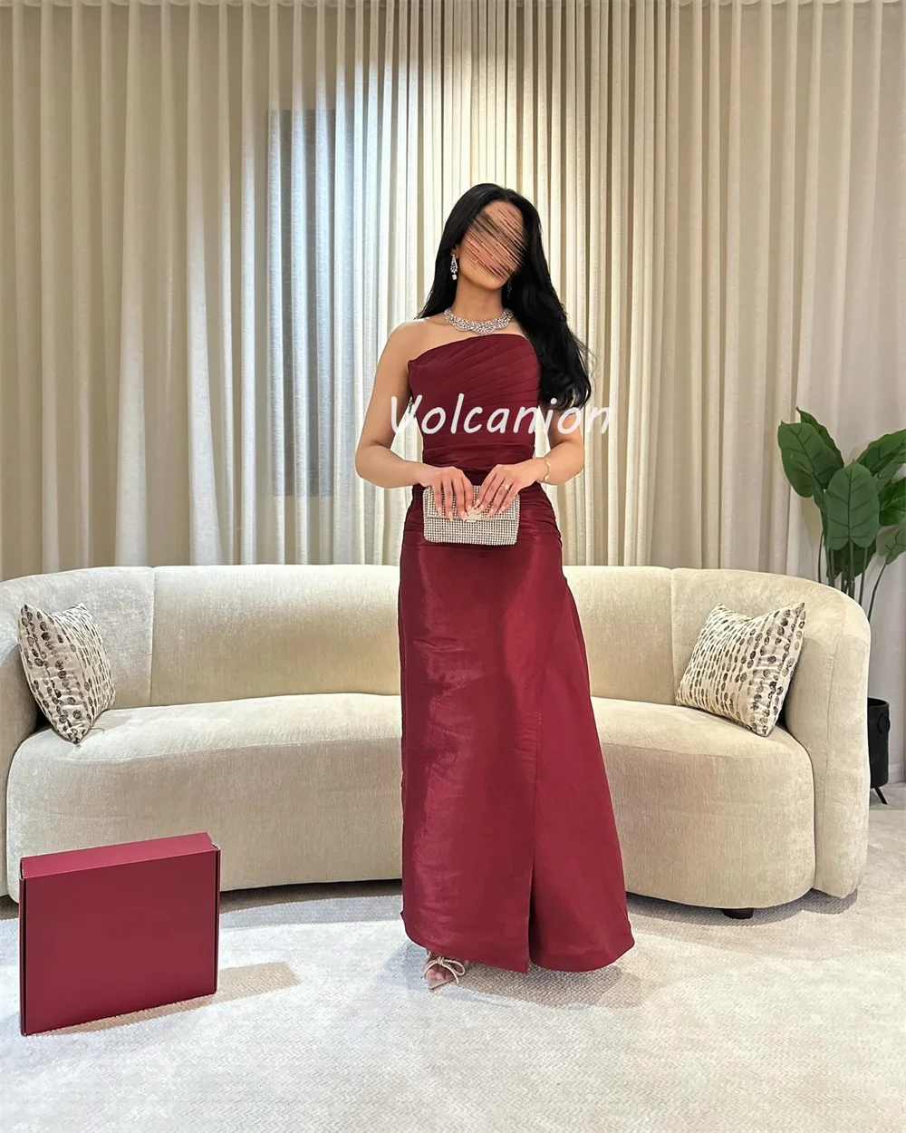 Tamaños de estilo moderno personalizados disponibles Charmeuse drapeado acanalado recto sin tirantes vestidos largos vestidos de ocasión a medida elegantes