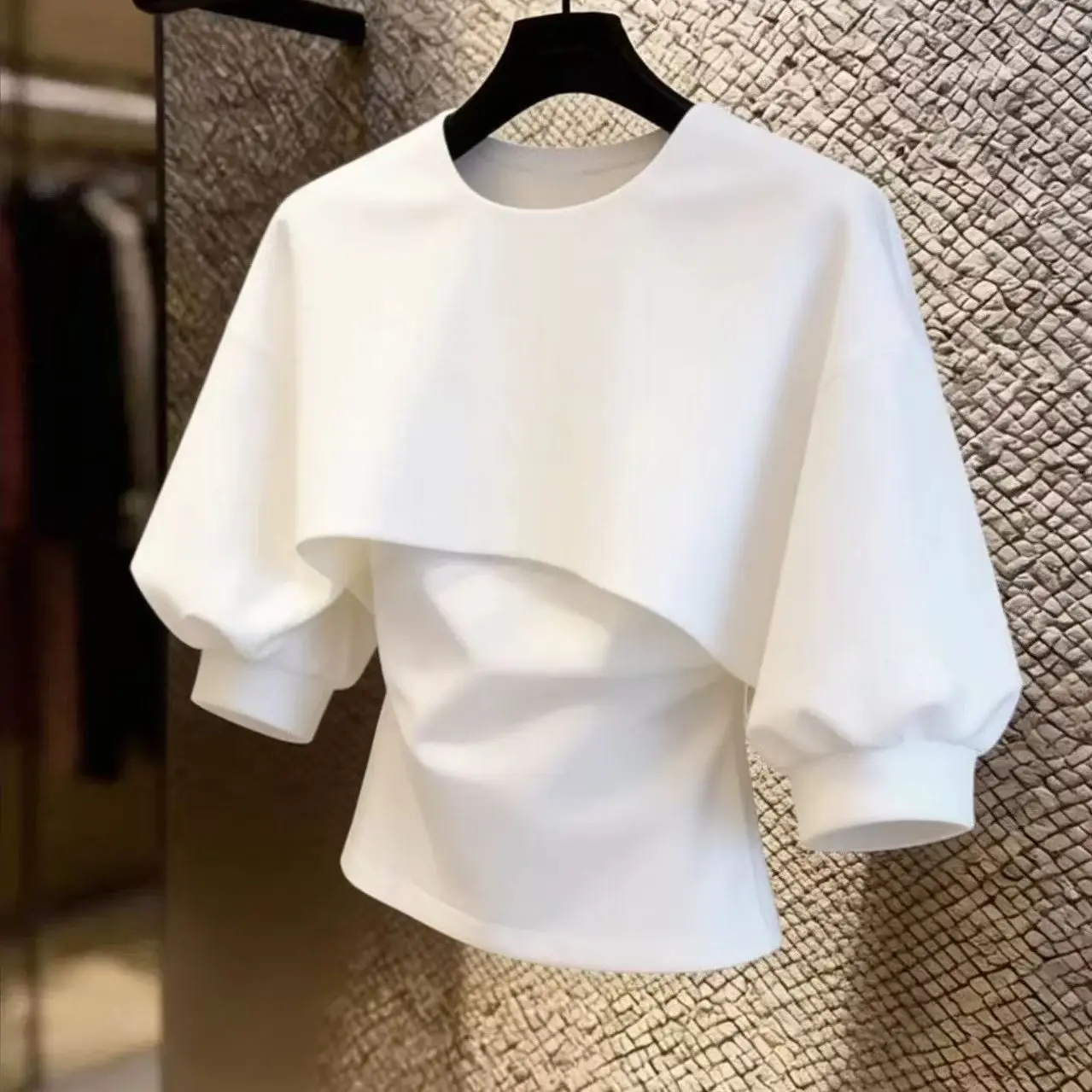 French design white puff sleeve top for women, niche and stylish, very stylish and unique