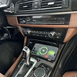 2Din para BMW 5 Series f10 11 f18 2011-2017 cargador de teléfono para consola central de coche cargador inalámbrico rápido placa de carga soporte de carga