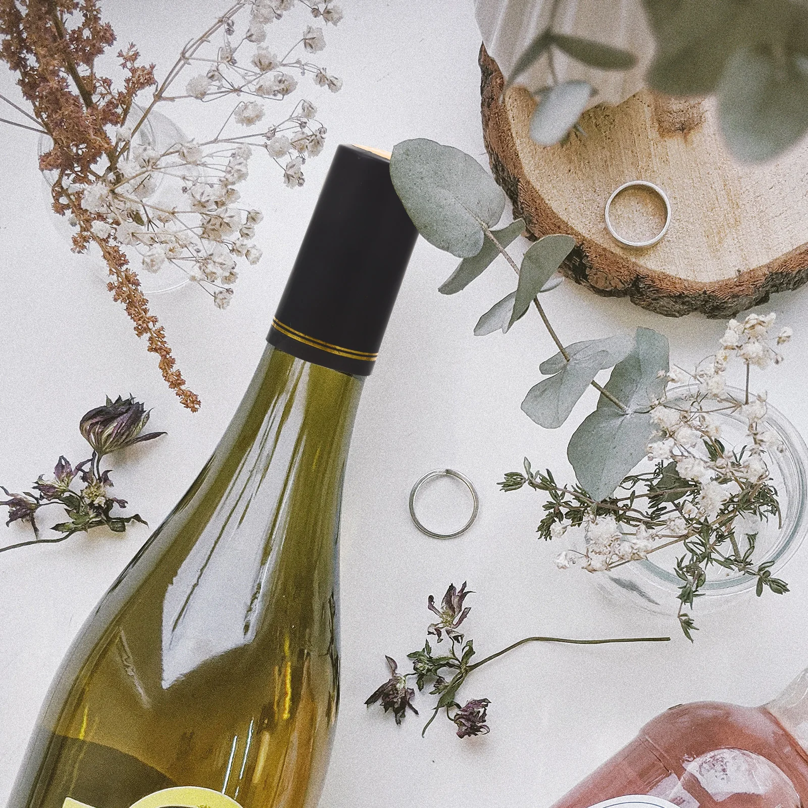 

100Pcs Red Wine Bottle Sleeves Shrink Sealing Caps Fine Craftsmanship Bottle Cover for Home Party Bar Use Bottles Caps Sleeves