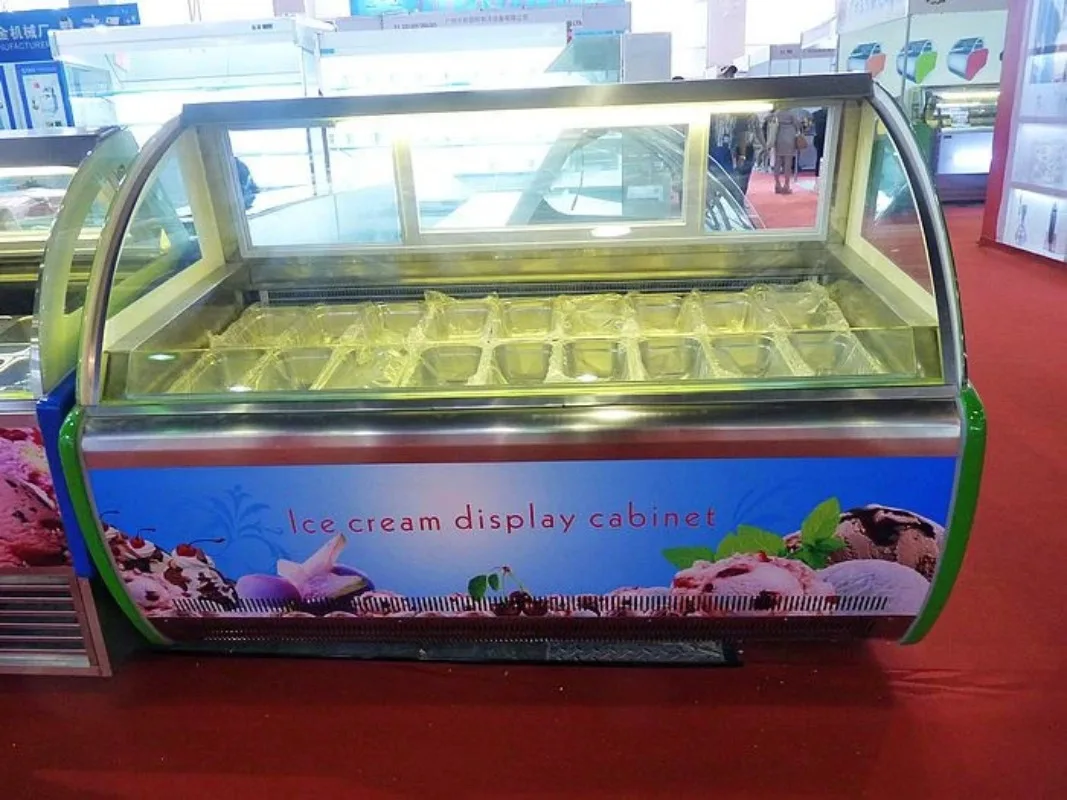 #Commercial Ice Cream Display Freezer with Curved Glass Gelato Ice Cream Display Showcase for Ice Cream Shop