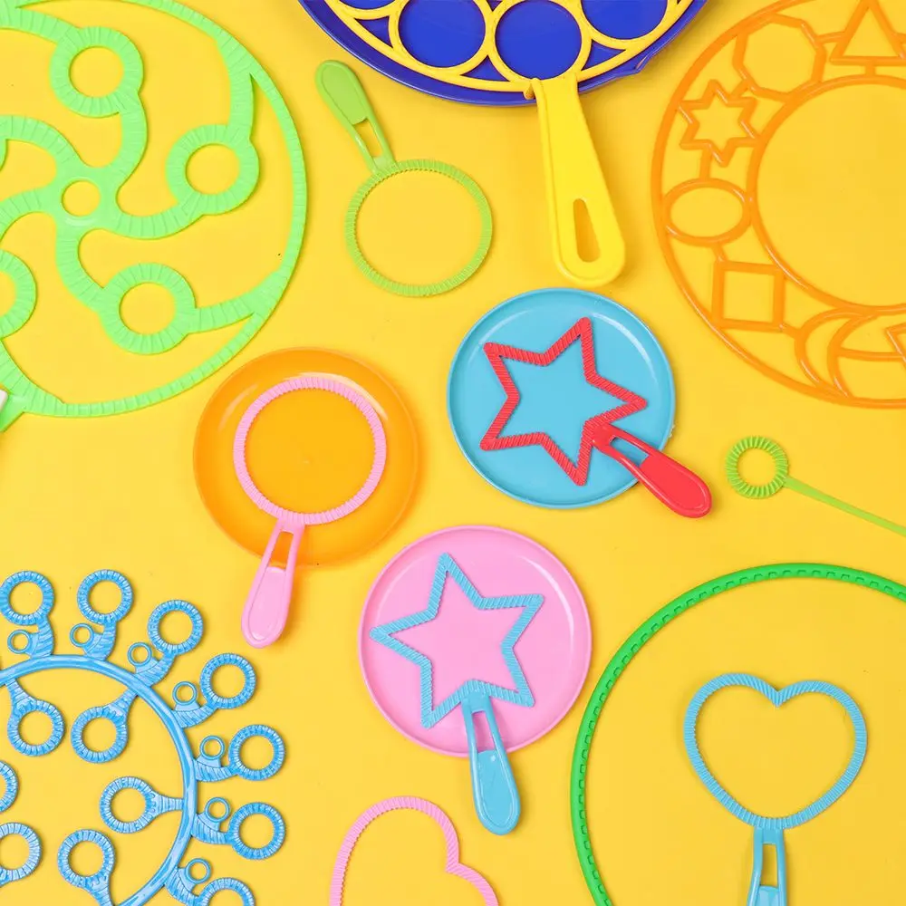 Vendita calda Divertimento all'aria aperta Giocattoli per bambini Bolle di sapone Creatore Macchina per bolle Set di soffiatori Strumento per bolle di sapone
