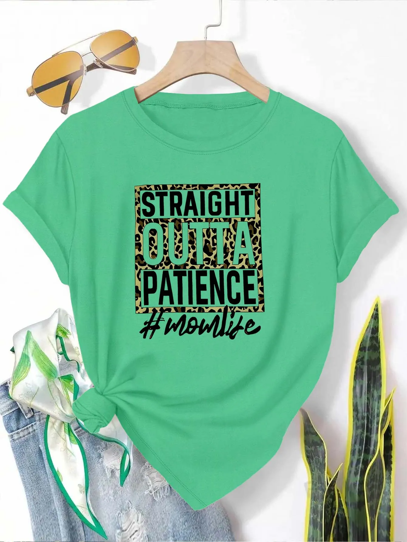 مقاس كبير "مستقيم من الصبر # تي شيرت برسومات Momlife" أنيق وعصري للأمهات الأنيقة