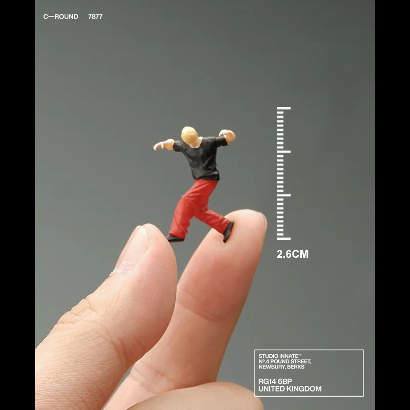 1:64 Anime Hip Hop Mini Puppe Figur Modell Miniatur Fotografie Requisiten Szene Modell DIY Sand Tisch Landschaftsbau Ornament Geschenk