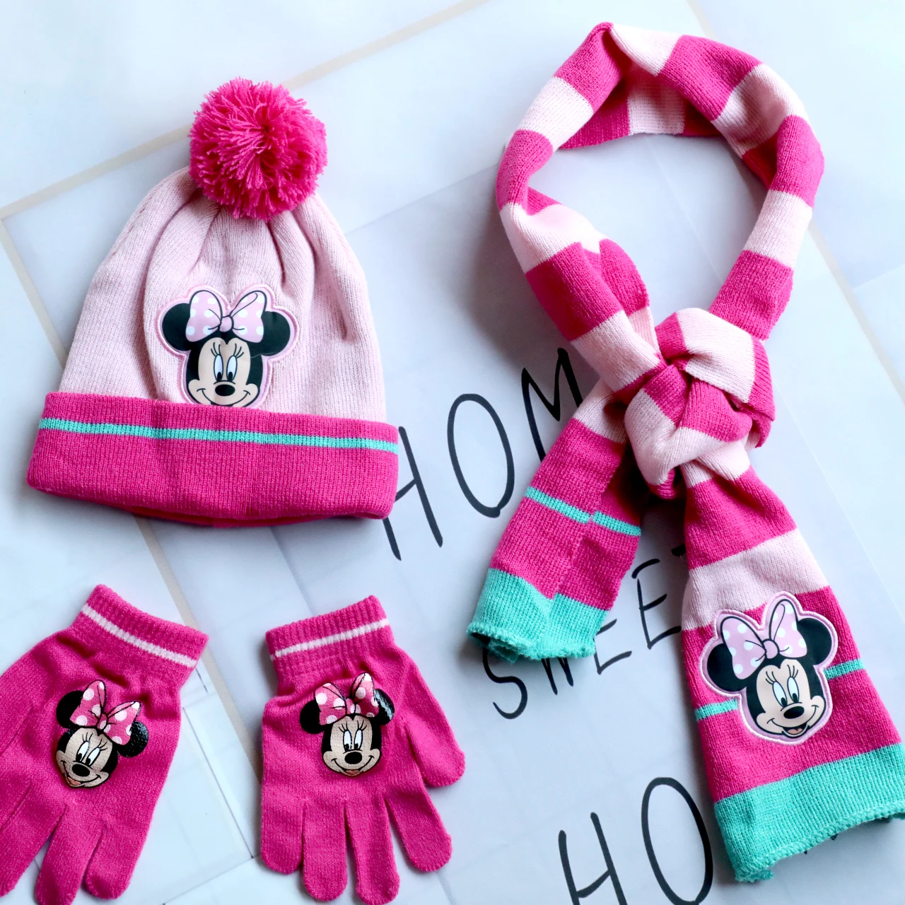 Disney New Autumn and Winter Cute Children Mickey Minnie Mouse Cartoon Scarf Hat Glove three-piece Warm Boy Girl Child hat