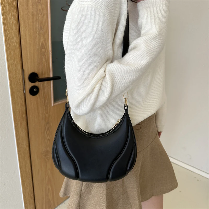 กระเป๋าหนัง PU สะพายไหล่สำหรับผู้หญิง ฤดูหนาว สไตล์ Y2K กระเป๋าสะพายข้างผู้หญิงสุดอินเทรนด์ กระเป๋าถือและกระเป๋าสะพายไหล่สไตล์เรโทร