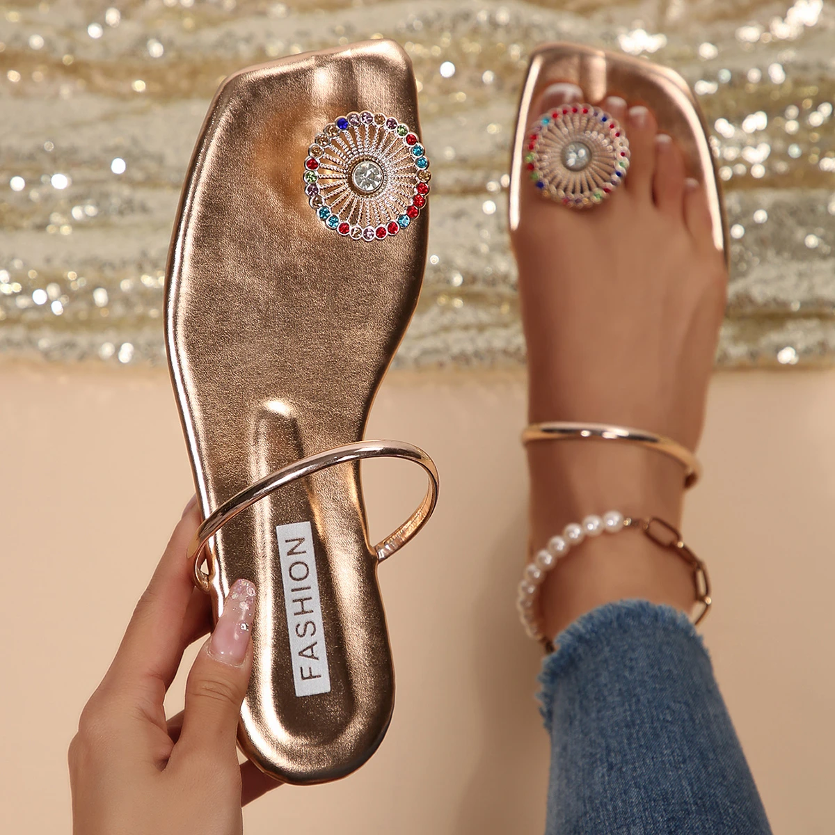 

Summer Women Flower Slippers Flat Rhinestone Beach Slippers Clip Toe Lady Flat Beach Sandals Comfy Casual Shoes Slides Women