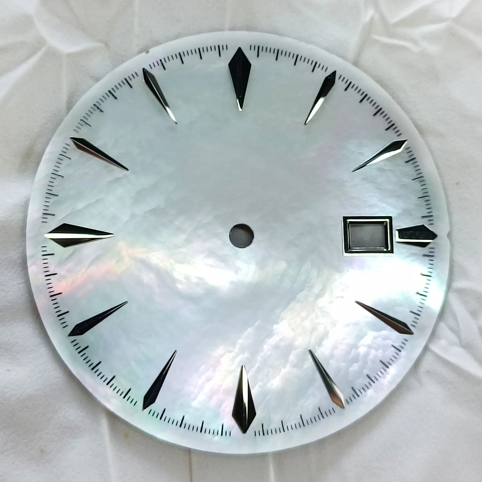 35 مللي متر NH35 الطلب شل بريق ساعة الطلب ساعة الوجه مناسبة لحركة NH35