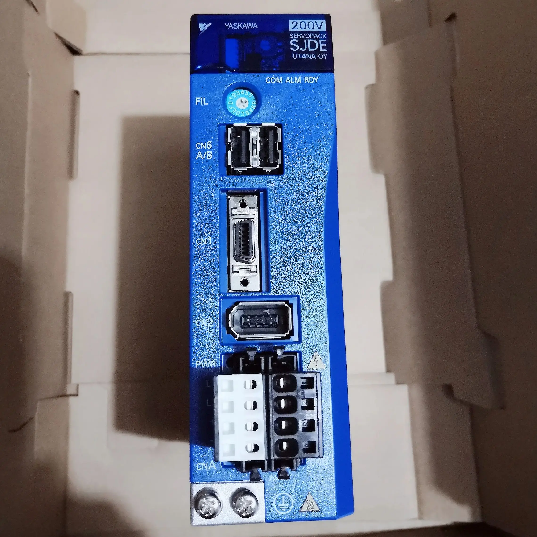 

Brand new SJDE-01ANA-OY Servo Drive，Fast shipping，SJDE 01ANA OY