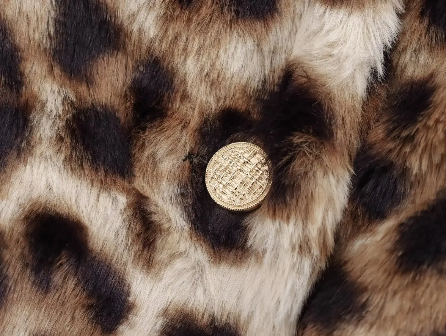 Women\'s Autumn Winter Leopard Plush Long Coat Lapel Buttons Long Coat TRAFZA New Fashion High Street Vacation Long Coat 1.5lb