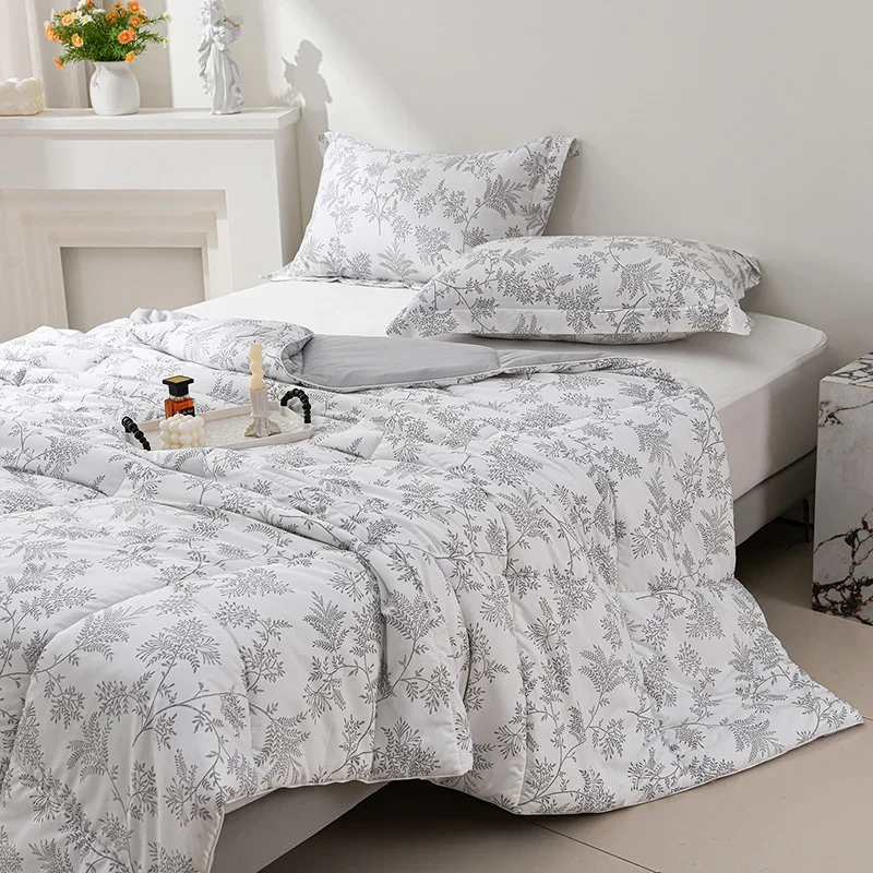 Cool Refreshing Summer Blanket Thin Skin-friendly Breathable Comforter Soft Cloud-feeling Duvet Lightweight Bare-sleeping Quilt