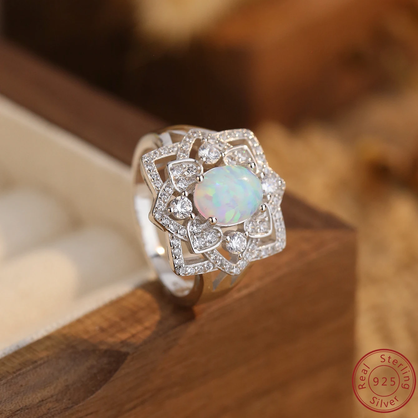 2023 Europe and America 925 Sterling Silver Ring Flower pattern White Opal Stone With For Women Valentine's Day Romantic Gift