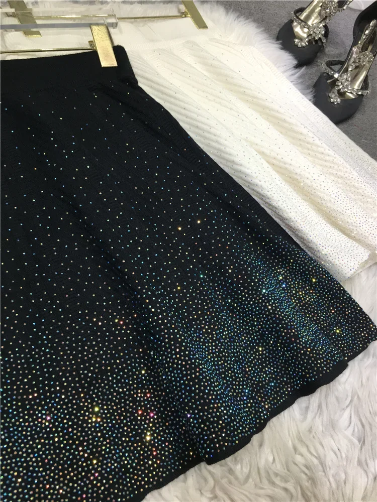 Sparkling Hot Drilling Knitting Short Skirts Women All-match Boots Autumn Winter Umbrella Skirt Elastic High Waist Knitted Skirt