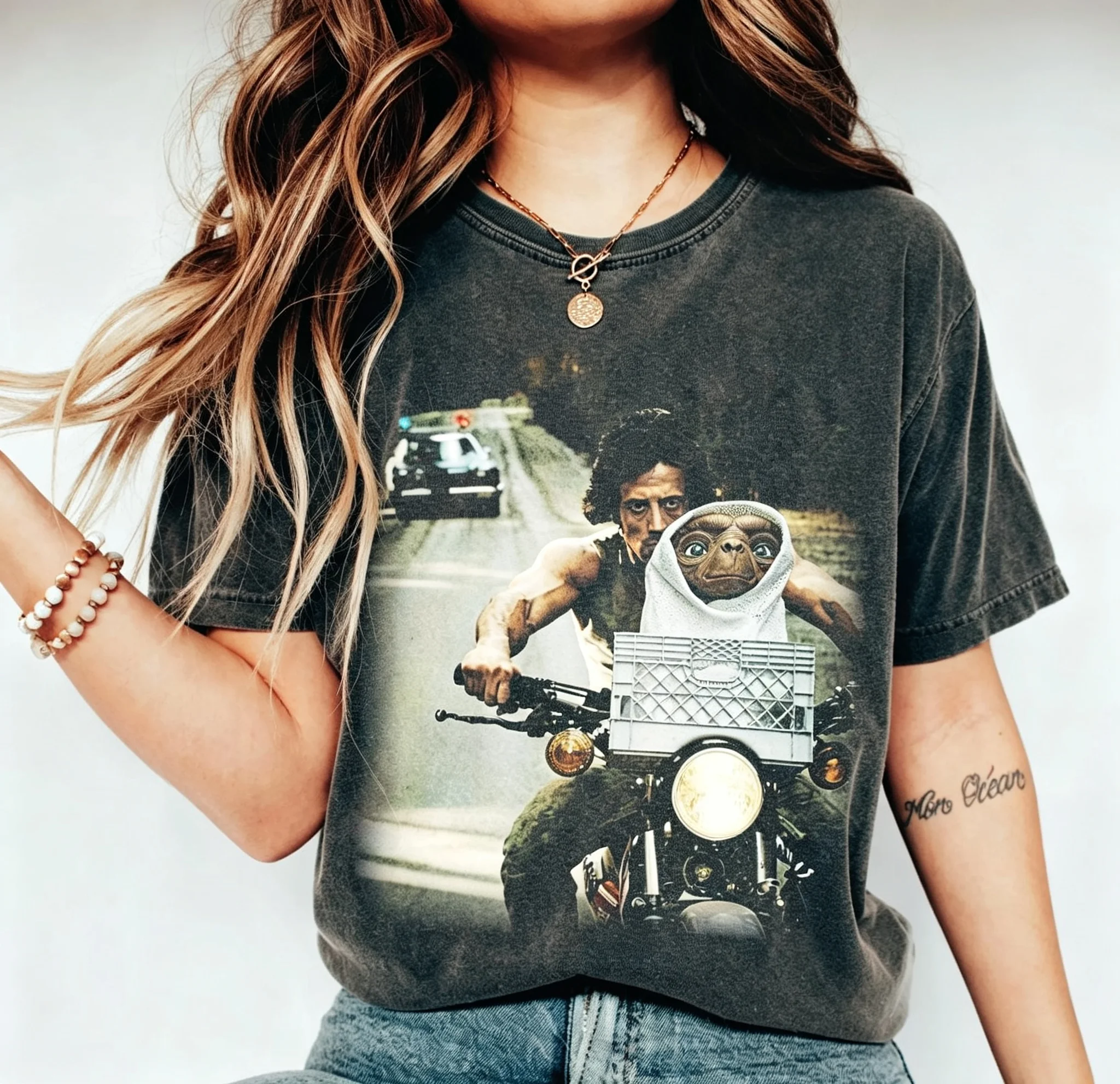 Rambo E.T. Mashup T-Shirt, Funny 80s Movie Parody Tee, Vintage Bootleg Style Shirt, Sylvester Stallone & Alien Graphic Tee