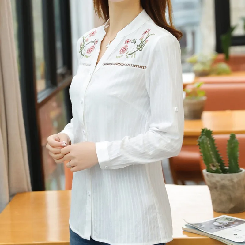 White Floral Embroidery Blouse Women\'s Long Sleeve Fashion Women Tops Office Lady Shirt Women Clothing New Blusas D839