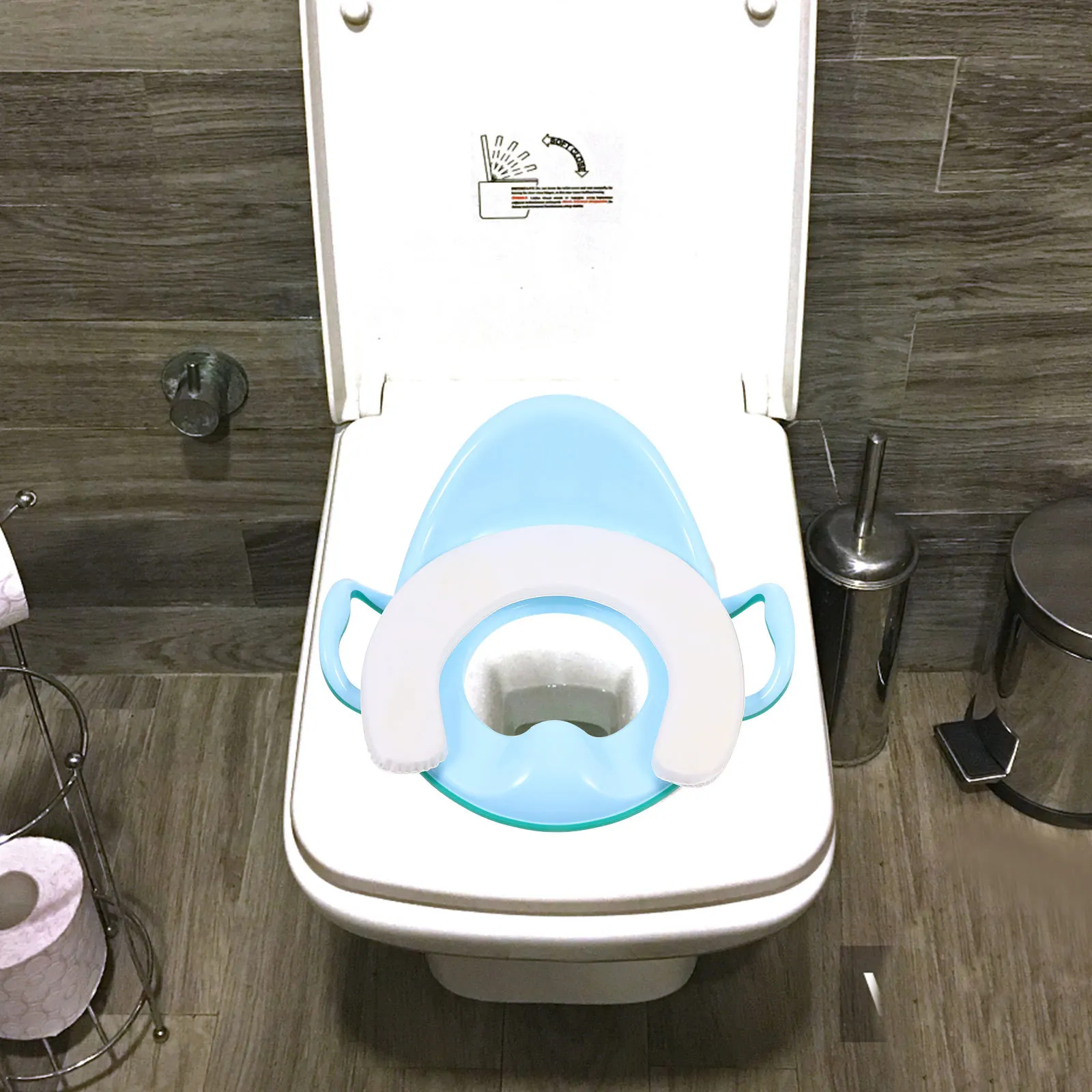 

Детское сиденье для приучения к горшку с удобной мягкой спинкой, защитой от брызг и ручками для детей от 1 до 7 лет