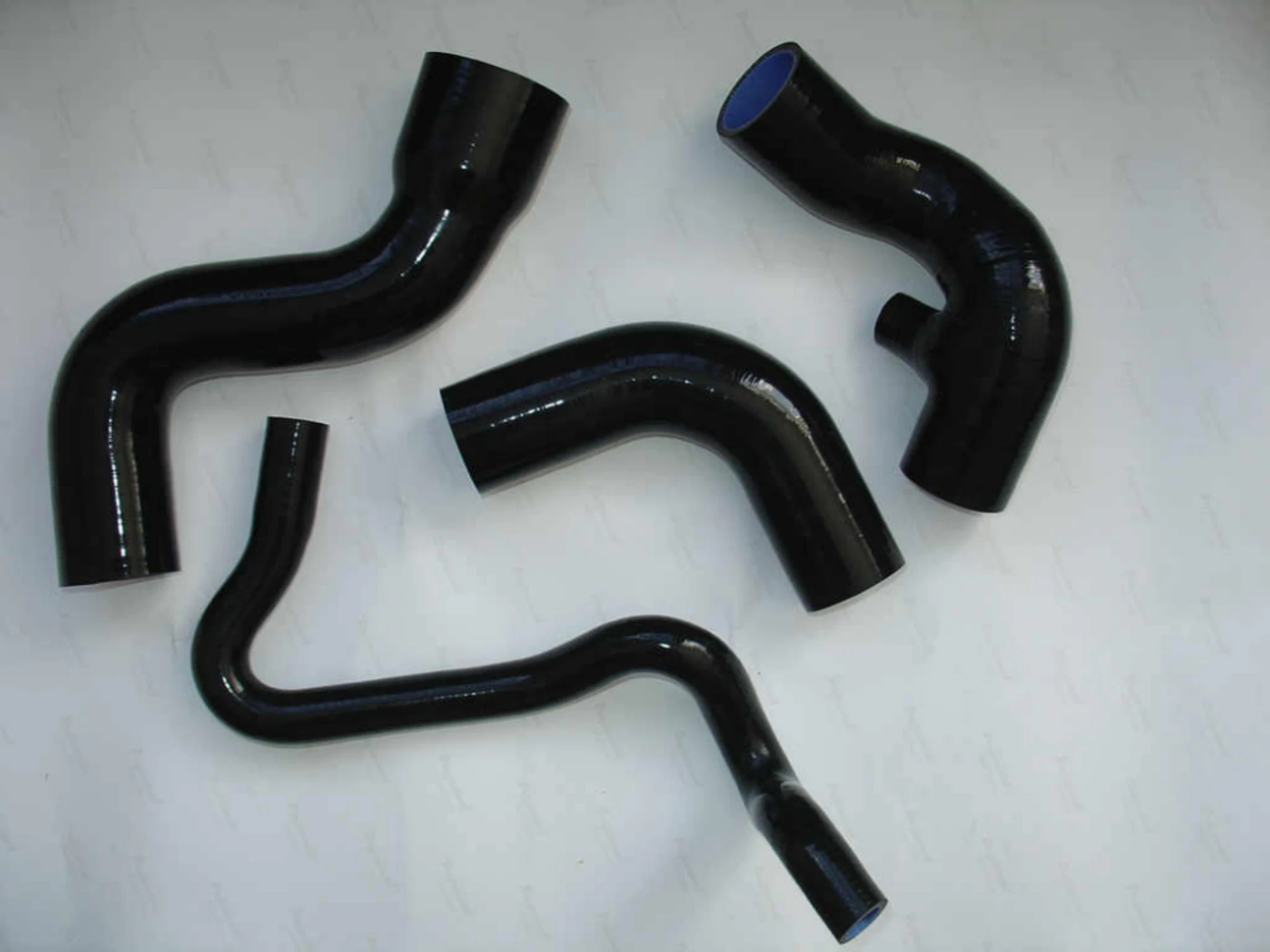 

For Audi A4/Passat B5/B5.5 1.8T 1994-2005 Silicone Intercooler Hose Pipe 1994 1995 1996 1997 1998 1999 2000 2001 2002 2003 2004