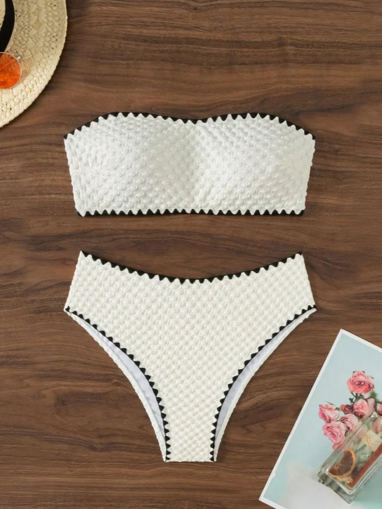 Women Textured Bandeau Bikini Set Contrast Wavy Trim High Cut 2 Piece Bathing Suit Strapless Solid Swimwear for Beach Vacation