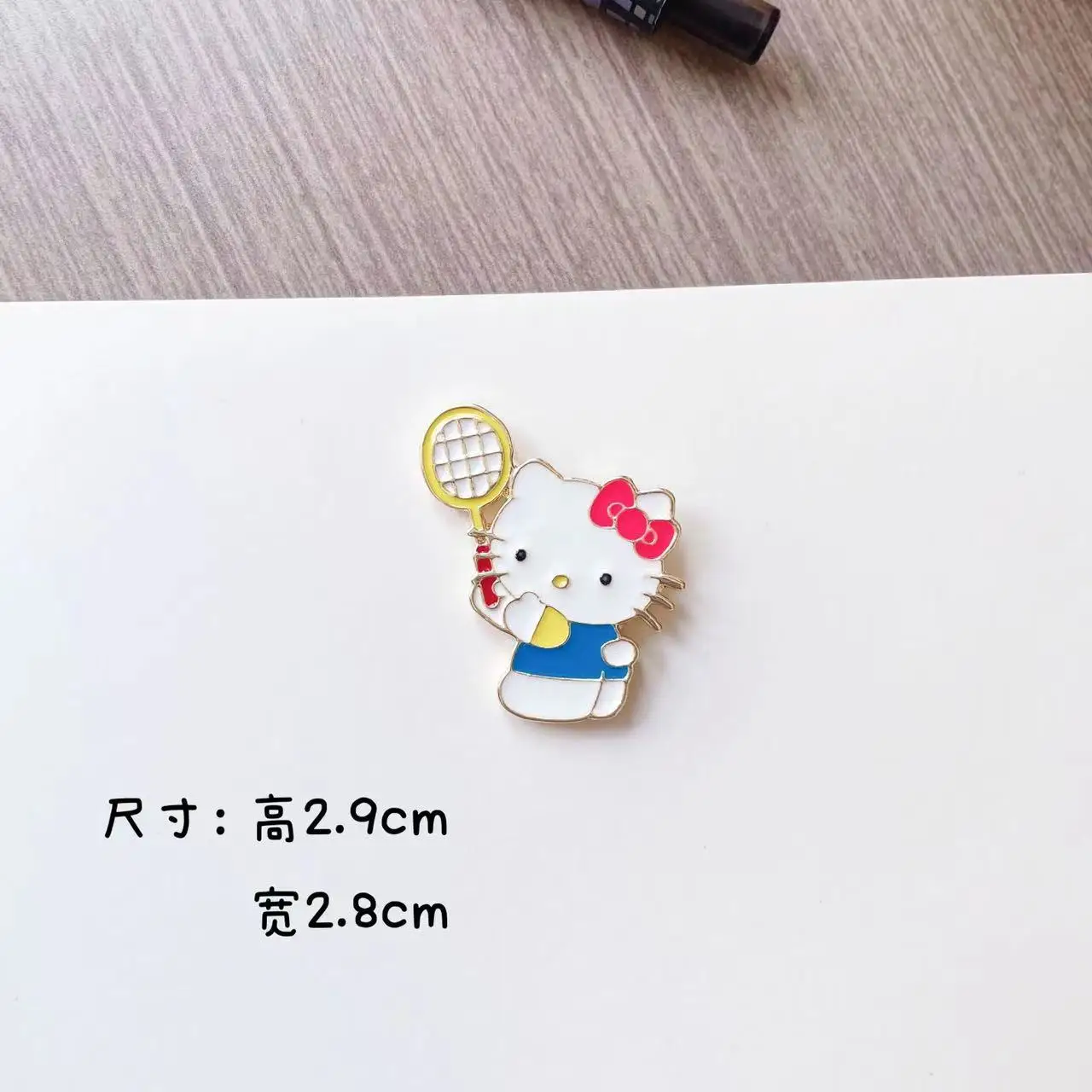 Broche esmalte fofo para mulheres, alfinetes fofos de anime, broches de joias, Sanrio Hello Kitty Mymelody Kuromi Cinnamoroll, presente