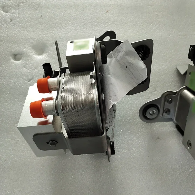 FOR SAIC ROEWE TMS  Control Air Conditioning Valve Terminal Integrated Thermal Management System Heat Pump Control System