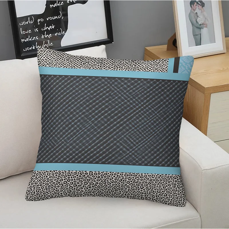 45x45cm-1Pc Microfiber Square Throw Pillow(With Pillow Insert),Ultra-Soft,Leopard Patchwork Print Modern Geometric Cushion