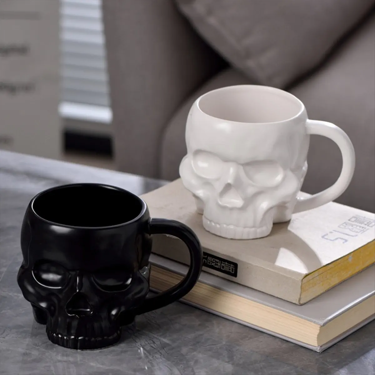 Halloween Skull Cup with Handle Lidless Ceramic Cup Funny Water Beer Milk Cup Mocha Cup Creatives Modeling Mug,600ml C-DTB1