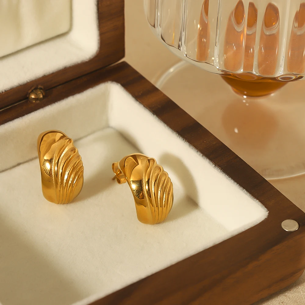 

New Products Minimalist Chunky Geometric Stripe Earrings Waterproof 18K Gold Plated Stud Earrings Stainless Steel Jewelry