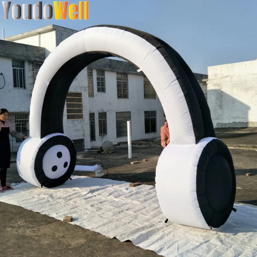 

4.2m High 3m Wide Large Black And White Inflatable Headphone Replica Arch Advertising/Music Event Decoration