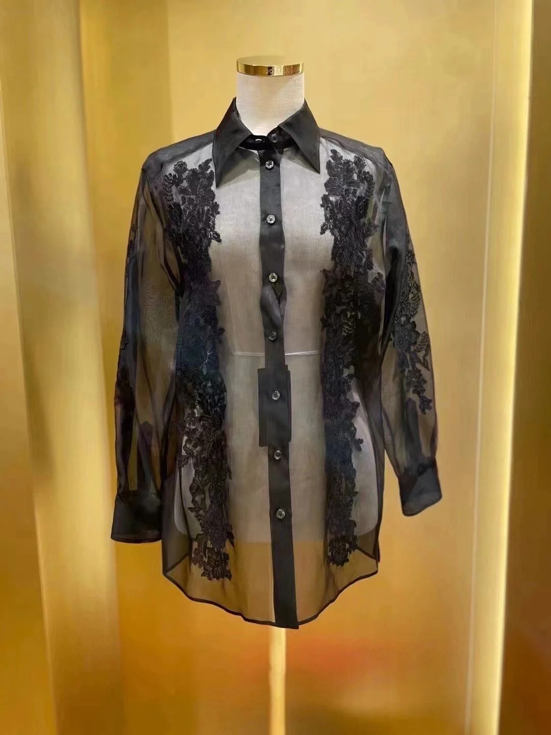 2024 Spring/Summer New Women's Wear Fashionable Elegant Lightweight Breathable Black Silk Woven Flower See-through Shirt 0420