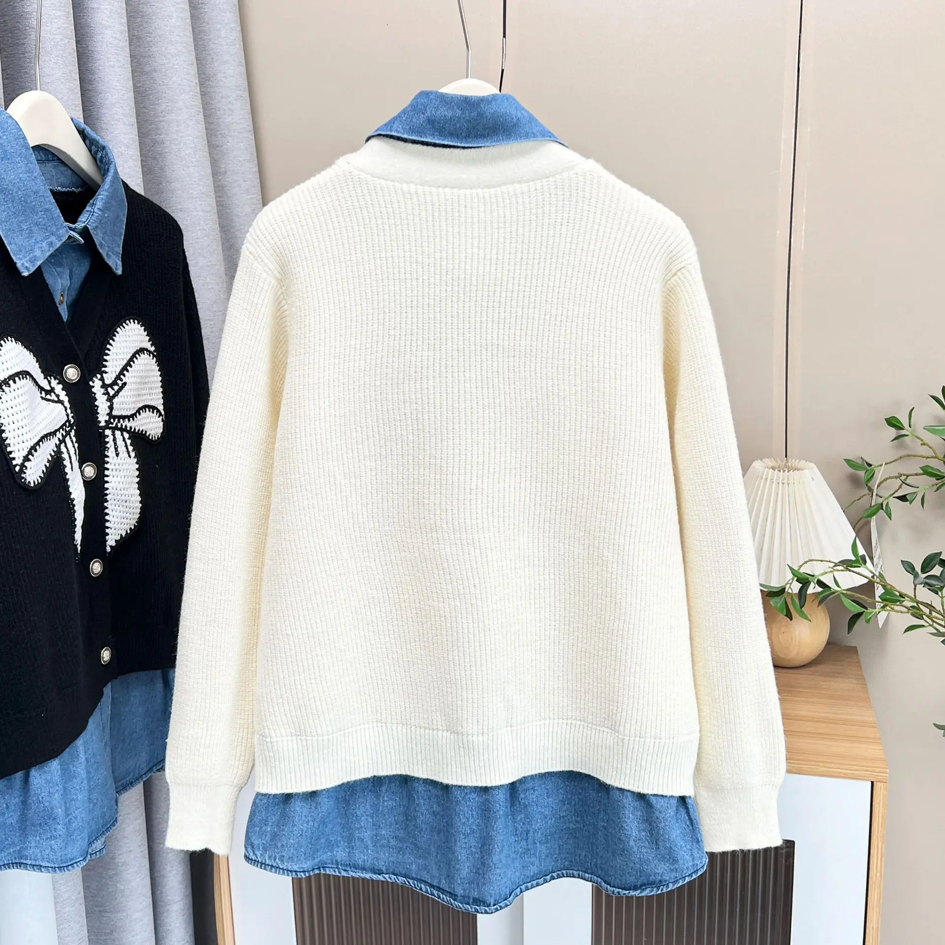 XXXXL موضة حجم كبير البلوزات النسائية 2025 الخريف الشتاء الملابس الكورية نمط Stylishl القوس محبوك وهمية قطعتين سترة