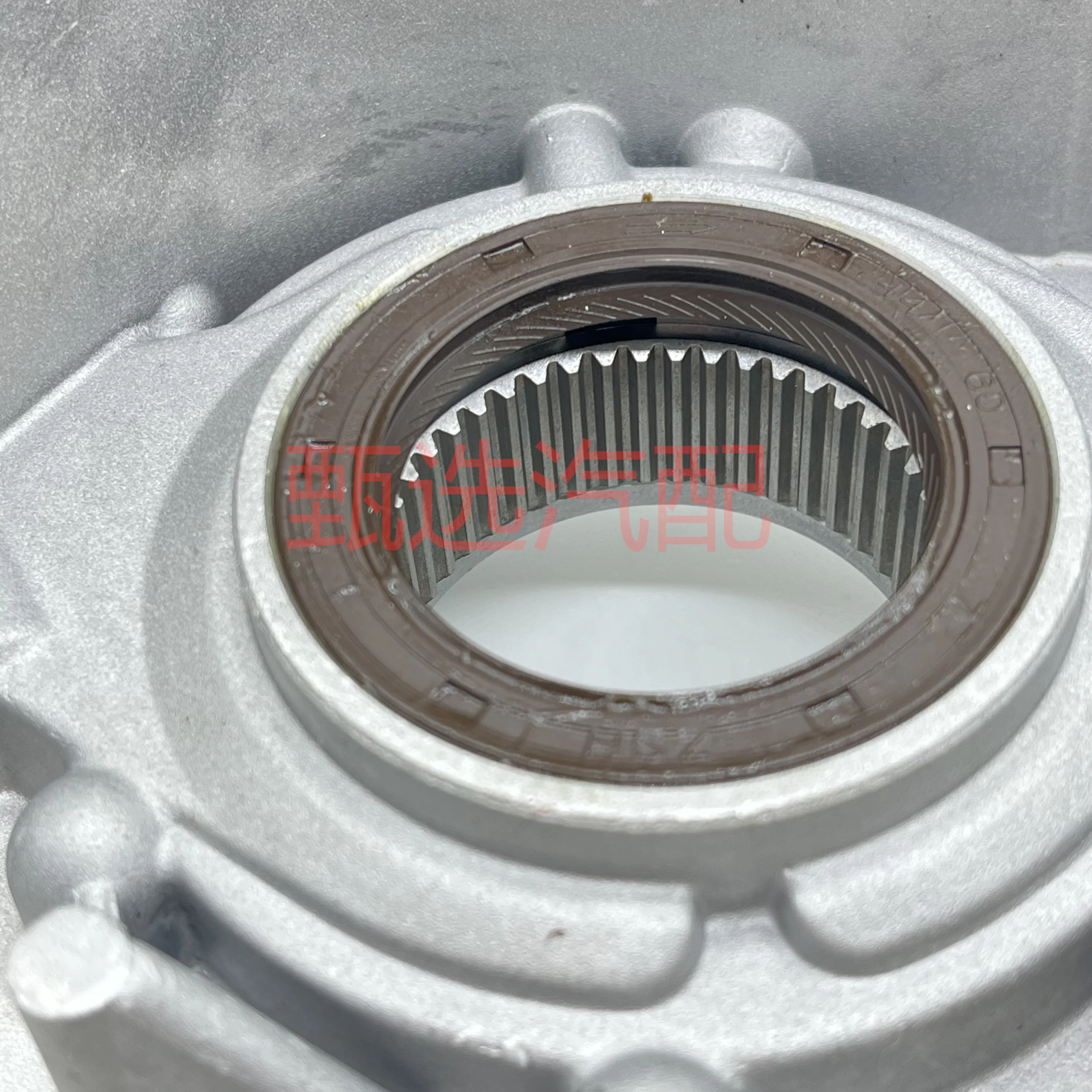 

Прокладка выпускного коллектора оригинального качества для LANDWIND X5 2,0 MD181032 SMW251357