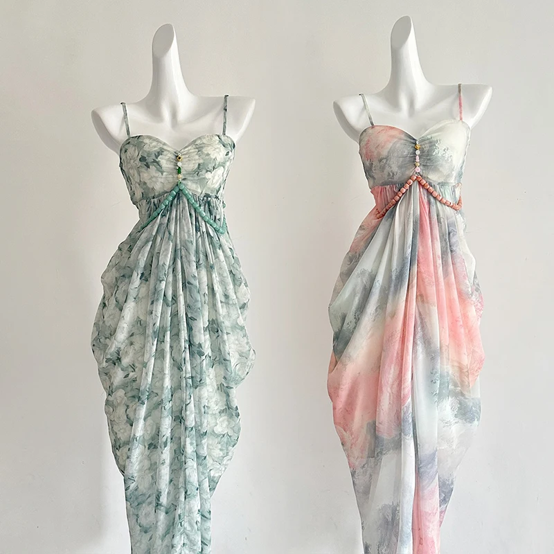 Women's Maxi Dress Ditsy Floral Smocked Summer Sundress Sleeveless Spaghetti Straps Long Beach Formal Dress Printed Flower Dress