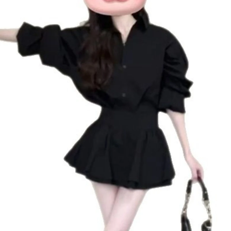 

2025 Новая уличная одежда, повседневный весенне-летний комплект черного платья-рубашки, женский корейский комплект ранней осени, модный элегантный комплект платьев