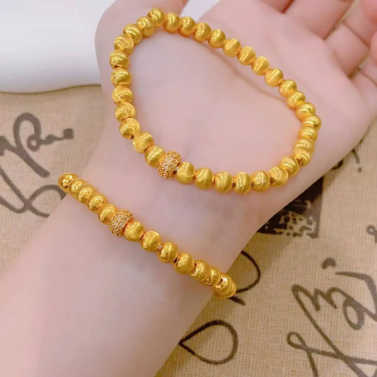 

24K Gold AU999 Sparkling Cat's Eye Rhinestone Moving Ring Bracelet Women - Premium gold-set cat's eye, delicate