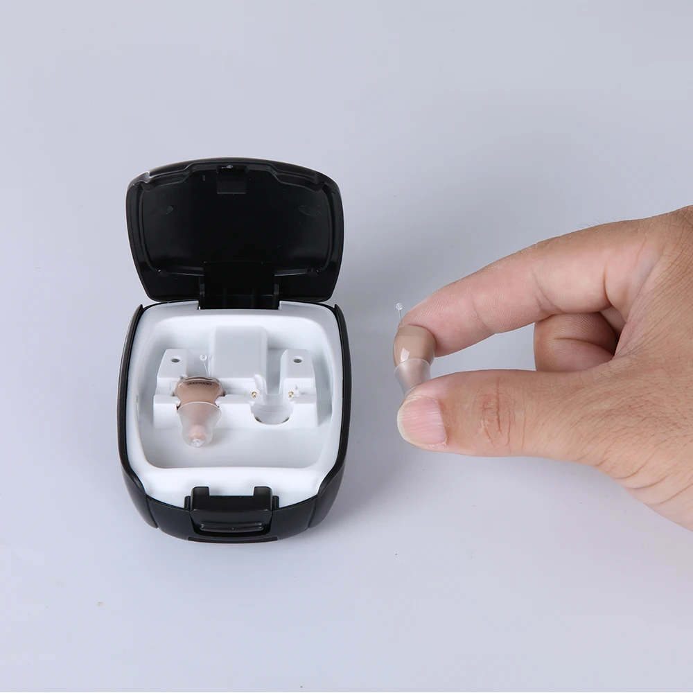 Intelligent New Style Hearing Aids Rechargeable Low-Noise Mini Invisible Digital Sound Amplifier Deaf Hearing Aids