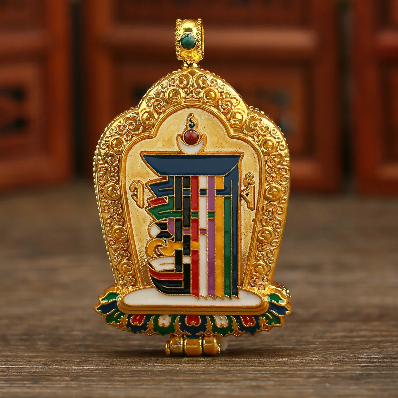 

Gawu Box Nepal, Tibetan Spiritual Artifact Portable Buddha Box, Hand-painted Ten-phase Pendant