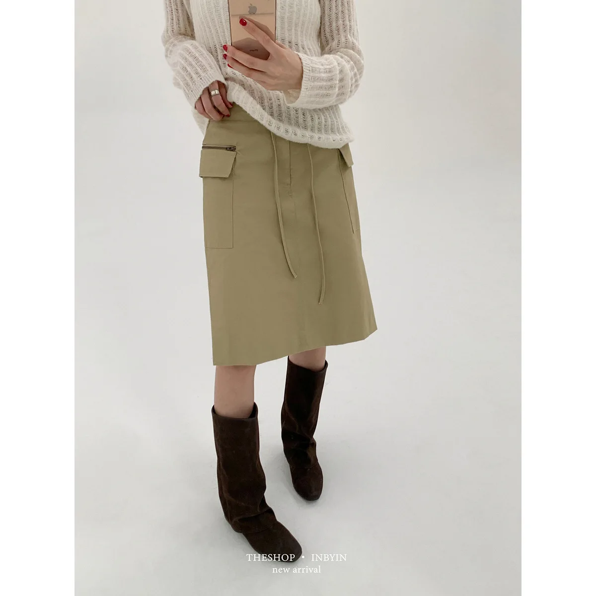 

Wearing A Retro Lace-up High-waisted Cargo Skirt, Women's Clothing Is Slim, A-line Skirt Women